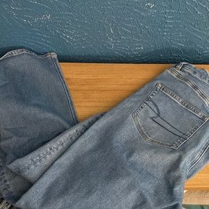 American eagle curvy mom jean